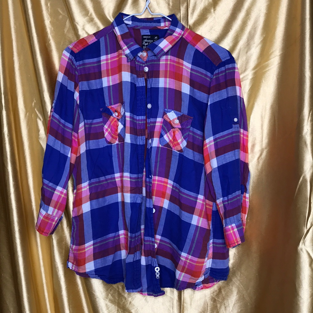 American Eagle Multicolor Button Down
